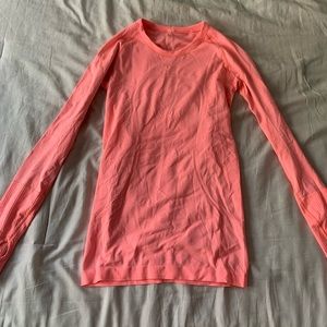 Swiftly Tech Lululemon long sleeve